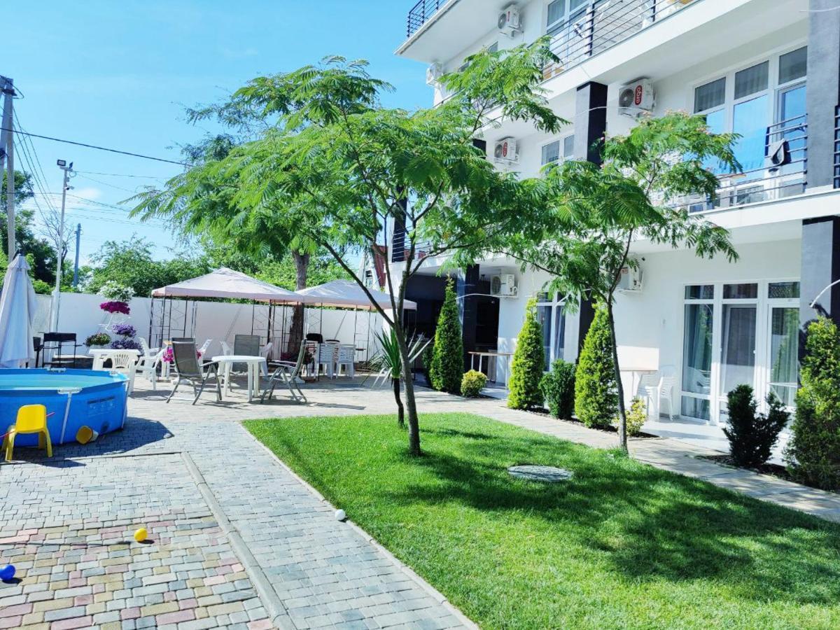 Отель Zatokas Sun Club Экстерьер фото